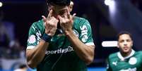 Flaco López comemora gol com a camisa do Palmeiras  Foto: MARCELLO ZAMBRANA/AGIF/ESTADÃO CONTEÚDO