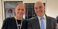 O perito computacional Eduardo Tagliaferro ao lado do ministro Alexandre de Moraes.  Foto: @edutagliaferro via Instagram / Estadão