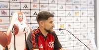 Jorginho em coletiva na sua apresenta&ccedil;&atilde;o ao Flamengo -  Foto: Adriano Fontes/Flamengo / Esporte News Mundo