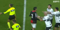 Zeca, do Coritiba, é vítima de agressão Foto: Reprodução/ESPN