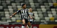 Rony marca gol pelo Atlético. Foto: Pedro Souza / CAM / Esporte News Mundo