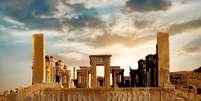 As magn&iacute;ficas ru&iacute;nas da cidade real de Pers&eacute;polis 's&atilde;o um s&iacute;tio arqueol&oacute;gico &uacute;nico', segundo a Unesco  Foto: Getty Images / BBC News Brasil