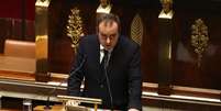 O primeiro-ministro S&eacute;bastien Lecornu diante da Assembleia Nacional, em Paris, em 14 de outubro de 2025.  Foto: AFP - THOMAS SAMSON / RFI