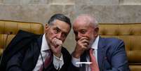 O agora ministro aposentado Luís Roberto Barroso jantou ontem com o presidente Lula no Palácio da Alvorada  Foto: Estadão