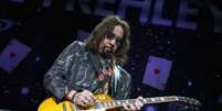 Ace Frehley, fundador do Kiss, durante show em 2021  Foto: Gary Miller/Getty Images