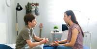 Conversas familiares que promovam um desenvolvimento da sexualidade baseado em respeito s&atilde;o importantes  Foto: antoniodiaz | Shutterstock / Portal EdiCase