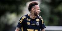 Neymar teve uma sequência de lesões desde que voltou ao Peixe - Foto: Raul Baretta/Santos FC / Jogada10