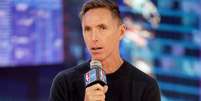 Steve Nash revelou que decidiu se aposentar após enfrentar Stephen Curry Foto: ( Getty Images) / Sportbuzz