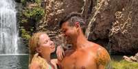 Marcela e Dado posam juntos na Chapada dos Veadeiros  Foto: Reprodução | Instagram
