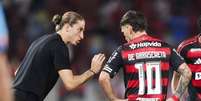 Foto: Gilvan de Souza/Flamengo - Legenda: Filipe Luís pode ter problemas para escalar o Flamengo durante a Data Fifa / Jogada10
