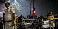 Explosão de carro na Índia afetou outros veículos próximos  Foto: ANSA / Ansa - Brasil