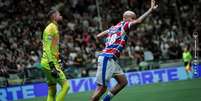 Deyverson comemorando um de seus gols contra o Atlético-MG Foto: Mateus Lotif/Fortaleza / Esporte News Mundo