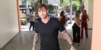 Dado Dolabella comparece à delegacia após ser acusado de agredir ex  Foto: Foto:  JC Pereira E Dan Delmiro