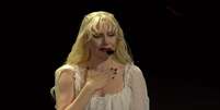 Surto psicótico fez Lady Gaga cancelar apresentação no Rock in Rio em 2017; na foto, ela se emociona no show da Praia de Copacabana em 2025 Foto: Reprodução Multishow / Estadão