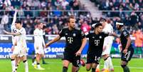 Harry Kane (Bayern de Munique) celebrando seu gol contra o Monchengladbach, no dia 25.10.2025  Foto: Orange Pics / Alamy
