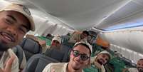 Elenco do Palmeiras embarca com destino a Lima para final  da Libertadores  Foto: Divulgação/Palmeiras