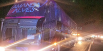 Ônibus que transportava cantora sertaneja e equipe sofreu acidente nesta sexta-feira, 28  Foto: Divulgação/Artesp
