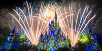 Queima de fogos no Magic Kingdom, um dos principais parques da Disney Foto: Divulgação/Disney