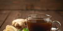 Conheça os benefícios do chá de gengibre  Foto: Freepik