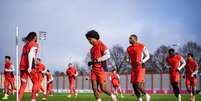 Jogadores do Bayern durante atividade de preparação antes do duelo pela Copa da Alemanha - Foto: Divulgação / Jogada10
