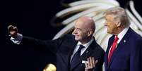 Infantino e Donald Trump durante o sorteio da Copa do Mundo   Foto:  Emilee Chinn - FIFA / Getty Images