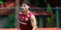 Ferraresi tem contrato com o São Paulo até 2027 –  Foto: Rubens Chiri / São Paulo FC / Jogada10
