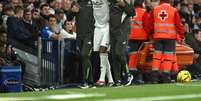 Foto: Denis Doyle/Getty Images - Legenda: Defensor saiu carregado em jogo do Real Madrid no último final de semana / Jogada10