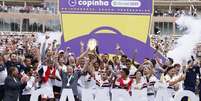 S&atilde;o Paulo comemora t&iacute;tulo da Copinha  Foto: Divulga&ccedil;&atilde;o/S&atilde;o Paulo