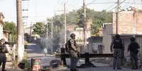 Mil policiais civis e militares estão empenhados na Operação Contenção, no Complexo do Salgueiro  Foto: Divulgação/PMERJ
