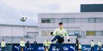 Foto: Divulga&ccedil;&atilde;o - Legenda: Jogadores do Manchester City durante treinamento da equipe / Jogada10