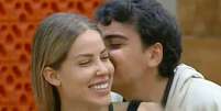 Relacionamento de Saory e Dudu é um dos temas mais discutidos na reta final de 'A Fazenda 17'  Foto: Reprodução