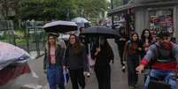 Registro de frio e chuva em SP. Foto: Tiago Queiroz/Estad&atilde;o - 06/06/2025 / Estad&atilde;o