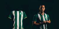 Foto: Divulga&ccedil;&atilde;o / Chapecoense - Legenda: Camisa 2026 traz listras verticais em verde e branco, inspiradas no padr&atilde;o tradicional do Atl&eacute;tico Nacional / Jogada10