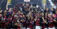 Flamengo comemora o t&iacute;tulo do Brasileir&atilde;o  Foto: PEDRO KIRILOS/ESTAD&Atilde;O CONTE&Uacute;DO