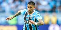 Gr&ecirc;mio se mobiliza em encontrar uma sa&iacute;da para o alto investimento na contrata&ccedil;&atilde;o de Cristian Olivera, j&aacute; que n&atilde;o teve retorno &ndash;  Foto: Lucas Uebel / Grr&ecirc;mio FBPA / Jogada10