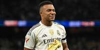 Mbapp&eacute; em a&ccedil;&atilde;o pelo Real Madrid no Santiago Bernab&eacute;u - Foto: Angel Martinez/Getty Images / Jogada10