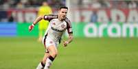 Sa&uacute;l durante treinamento pelo Flamengo - Foto: Adriano Fontes/Flamengo / Jogada10