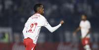 Talisson, jogador do Red Bull Bragantino. Foto: Ari Ferreira/Red Bull Bragantino / Esporte News Mundo