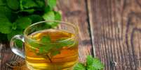 Ch&aacute; de erva-cidreira: conhe&ccedil;a os benef&iacute;cios  Foto: Freepik