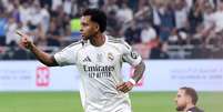 Rodrygo comemorando segundo gol do Real Madrid  Foto: ( Getty Images) / Sportbuzz
