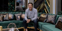 Tadeu Schmidt na casa do BBB 26  Foto: Globo/F&aacute;bio Rocha