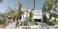 Em Los Angeles, destino favorito das celebridades, o cantor &eacute; dono de uma luxuosa casa  Foto: Reprodu&ccedil;&atilde;o/Google 