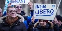 Manifestação em prol de ativistas iranianos em Turim, na Itália  Foto: ANSA / Ansa - Brasil