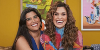 Giulia Costa e sua m&atilde;e, Fl&aacute;via Alessandra, apresentam um podcast juntas, o 'P&eacute; no Sof&aacute; Pod'  Foto: Reprodu&ccedil;&atilde;o/Instagram/@giuliacosta