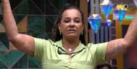 Solange Couto no BBB26. Ela contou para os parceiros de confinamento sobre golpe que levou de famoso  Foto: Reprodução/Globo