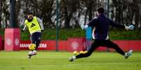 Atividade de prepara&ccedil;&atilde;o do City antes do cl&aacute;ssico em Old Trafford - Foto: Divulga&ccedil;&atilde;o / Jogada10