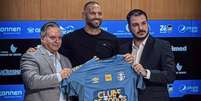 Weverton aguarda regulariza&ccedil;&atilde;o para estrear pelo Gr&ecirc;mio - Foto: Reprodu&ccedil;&atilde;o/Sportv / Jogada10