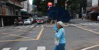Alerta de ressaca do mar e ventos fortes em SP. Na foto, dia de ventania na cidade de S&atilde;o Paulo. Foto: Tiago Queiroz/Estad&atilde;o - 05/01/2026 / Estad&atilde;o