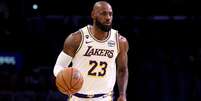 LeBron James durante jogo pelos Lakers Foto: ( Getty Images) / Sportbuzz