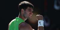 Alcaraz comemora ponto no Australian Open Foto: ( Getty Images) / Sportbuzz